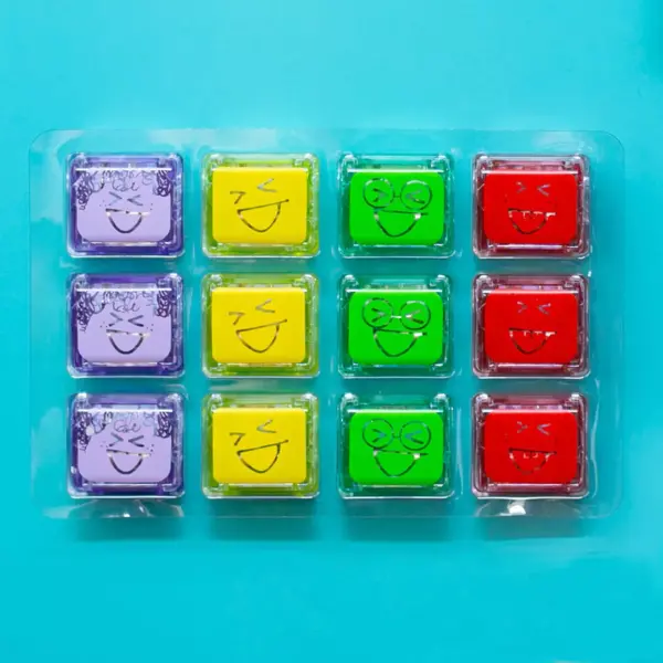 Glo Pals Light Up Water Cubes -Tray of 12