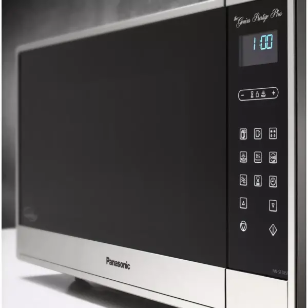 Panasonic 1.6 cu ft Cyclonic Inverter Microwave Oven - Silver