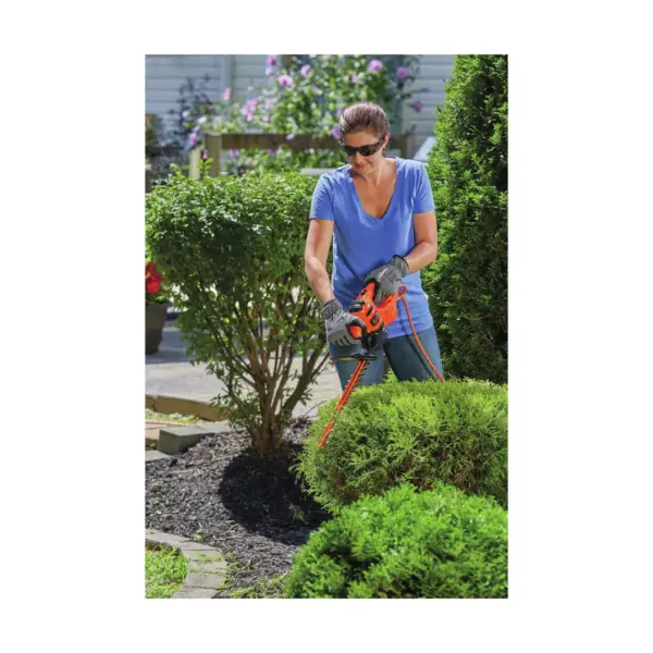 Black & Decker BEHT100 16 in. Electric Hedge Trimmer