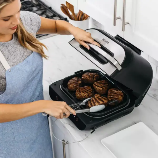 Ninja Foodi Smart XL 6-in-1 Indoor Grill - FG551