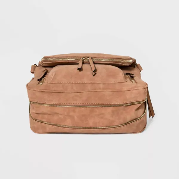 VR NYC Magnetic Closure Messenger Bag - Cognac