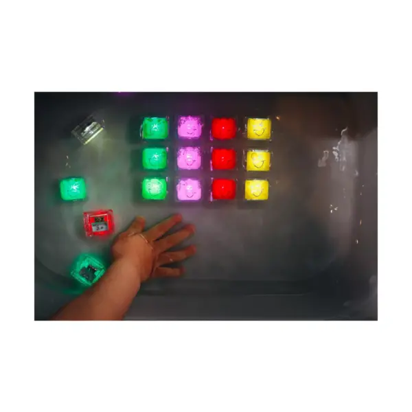 Glo Pals Light Up Water Cubes -Tray of 12