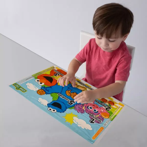 Neat Solutions Sesame Street Disposable Table Topper - 60ct