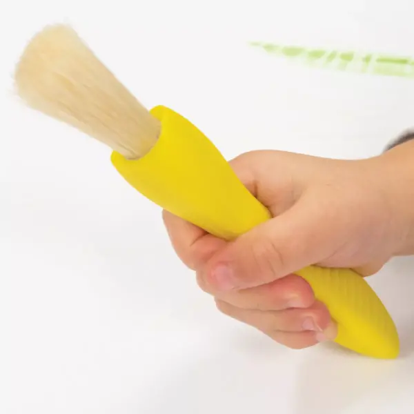 Ready 2 Learn Triangle Grip Paint Brushes - Set of 6 - 18m+