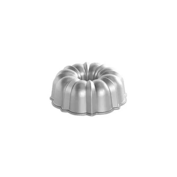 Nordic Ware 12 Cup Bundt Pan Silver