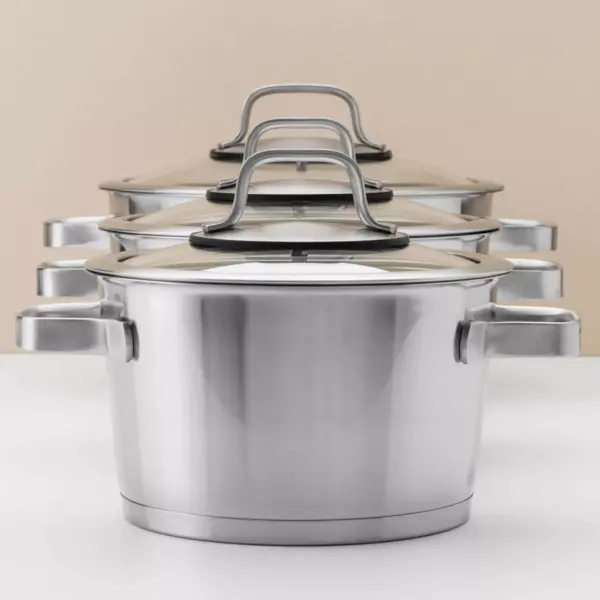 BergHOFF Essentials 11" 18/10 SS Covered Stockpot 8.8 Qt  - Manhattan