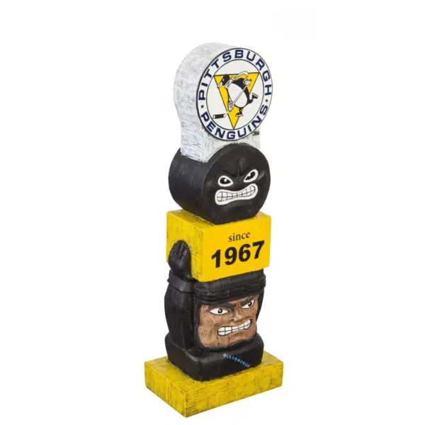 Evergreen Pittsburgh Penguins, Vintage Garden Statue