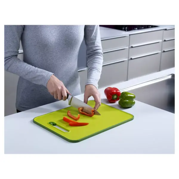 Joseph Joseph Slice&Sharpen Chopping board with integrated knife sharpener