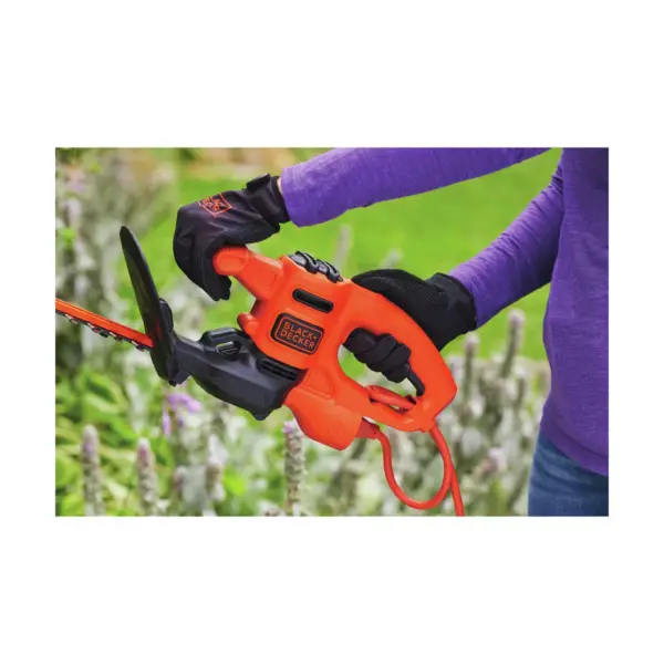 Black & Decker BEHT100 16 in. Electric Hedge Trimmer