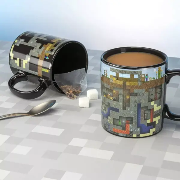 Paladone Products Ltd. Minecraft XL Oversized 18.5oz Heat Change Ceramic Mug