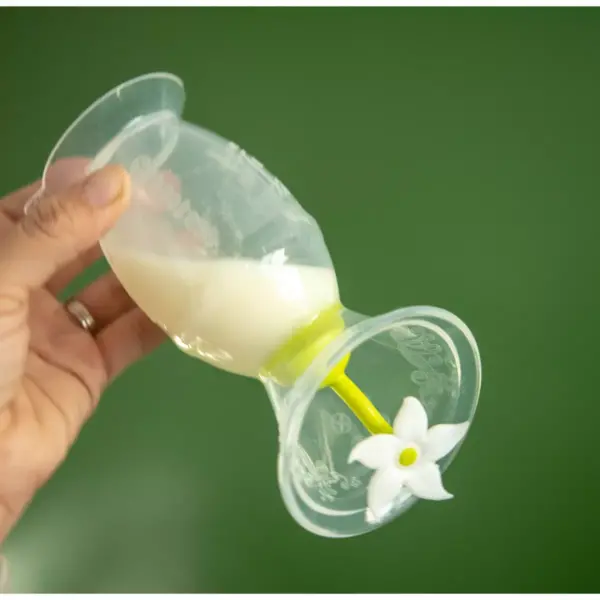 Haakaa Breast Pump with Suction Base and White Flower Stopper - 5oz