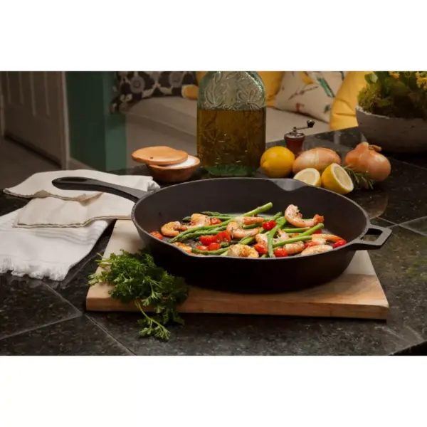 Bayou Classic Cast Iron 10in & 12in Skillet Set