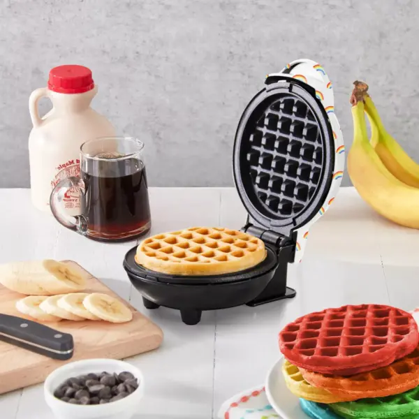 Dash Mini Waffle Maker Rainbow Print