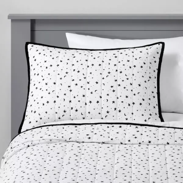 Star Cotton Sham Black - Pillowfort™