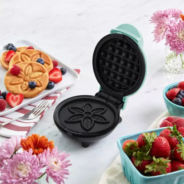 Dash Flower Mini Waffle Maker