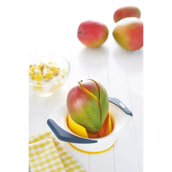 ZYLISS 3-in-1 Mango Slicer, Peeler and Pit Remover Tool