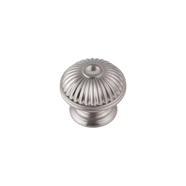 Sumner Street Home Hardware 1.5 4pc Knob Satin Nickel Belmont