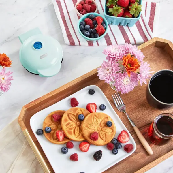 Dash Flower Mini Waffle Maker