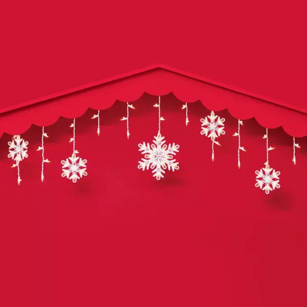 Christmas Incandescent Snowflake Icicle Novelty 150 Lights Clear with White Wire - Wondershop™