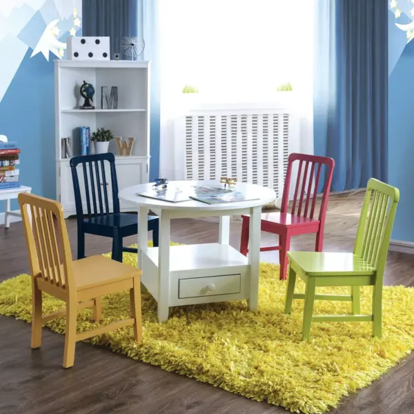 5pc Kids' Lindsey Round Table Set - ioHOMES