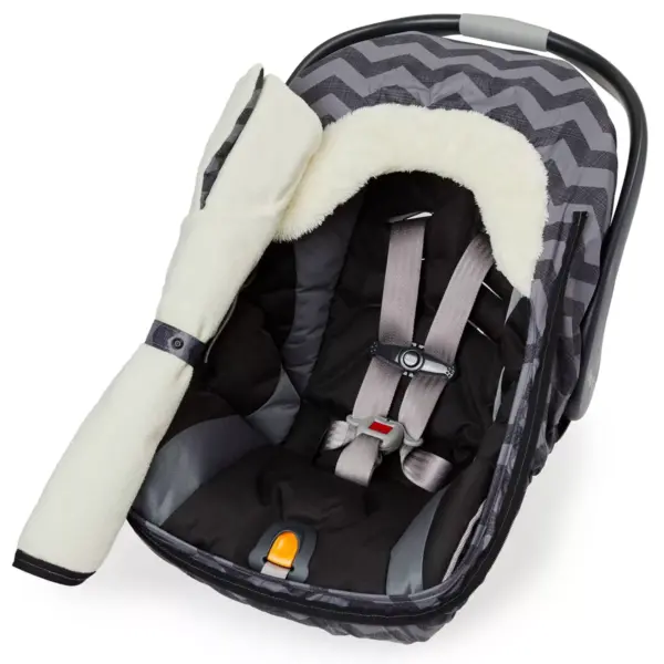 Skip Hop STROLL & GO Car Seat Cover - Tonal Chevron