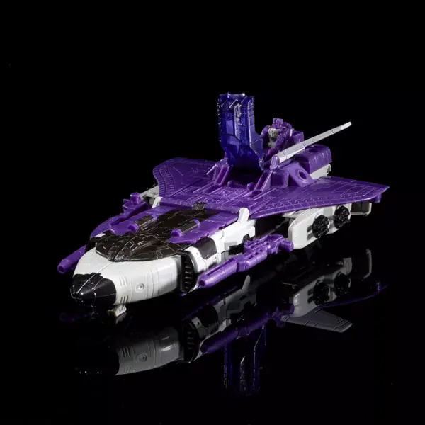 Astrotrain and Darkmoon Voyager Class  | Transformers Generations Titans Return Action figures