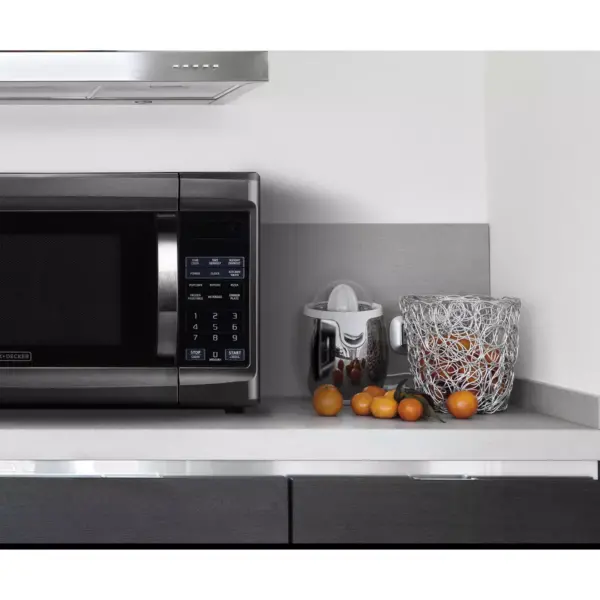 Black+Decker 1000 Watt 1.3 Cubic Feet Microwave with Digital Touch Controls and Display, Black Stainless Steel