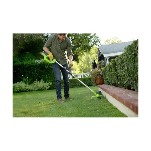 Greenworks 2101602 2101602 G-MAX 40V String Trimmer with 2 Ah Battery and Charger