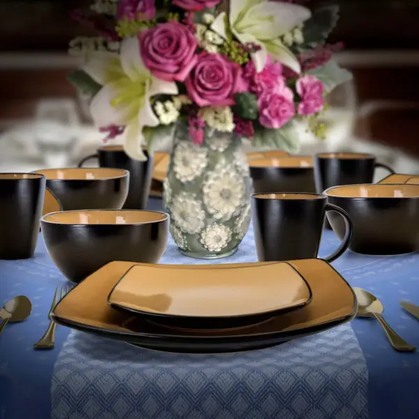 Gibson Home 16pc Stoneware Soho Lounge Dinnerware Set Taupe