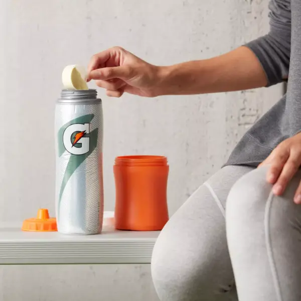 Gatorade 30oz Insulated Squeeze Water Bottle - Gray