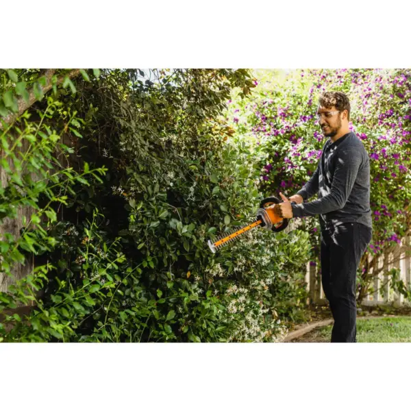 Worx WG284 24" - 40V (2x20) Hedge Trimmer, Rotating Handle